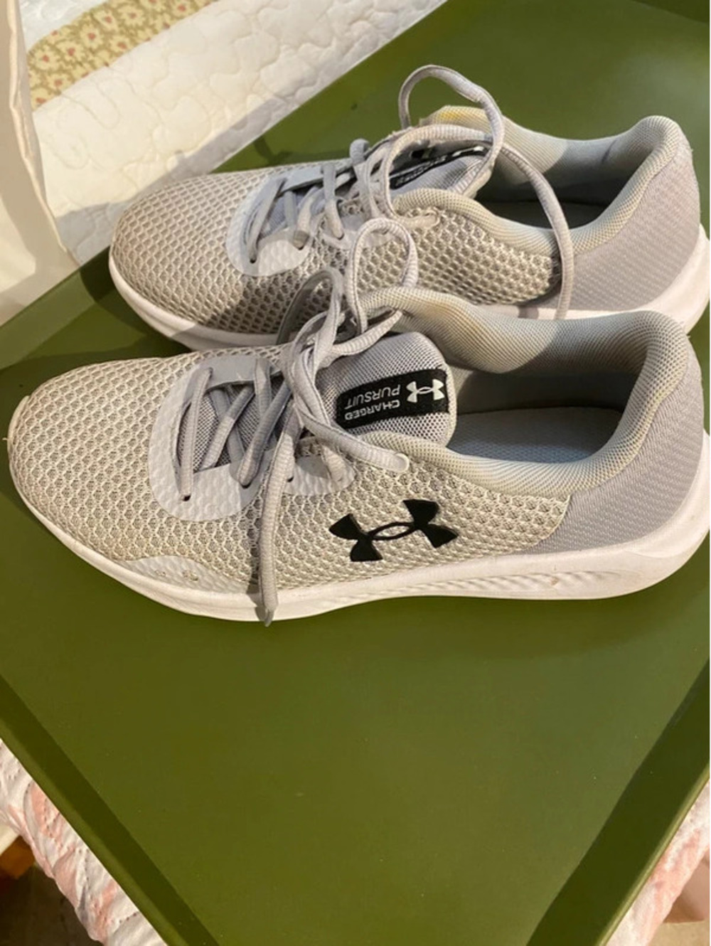 Under Armour charged pursuit